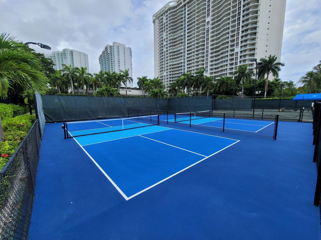 Tennis and padel