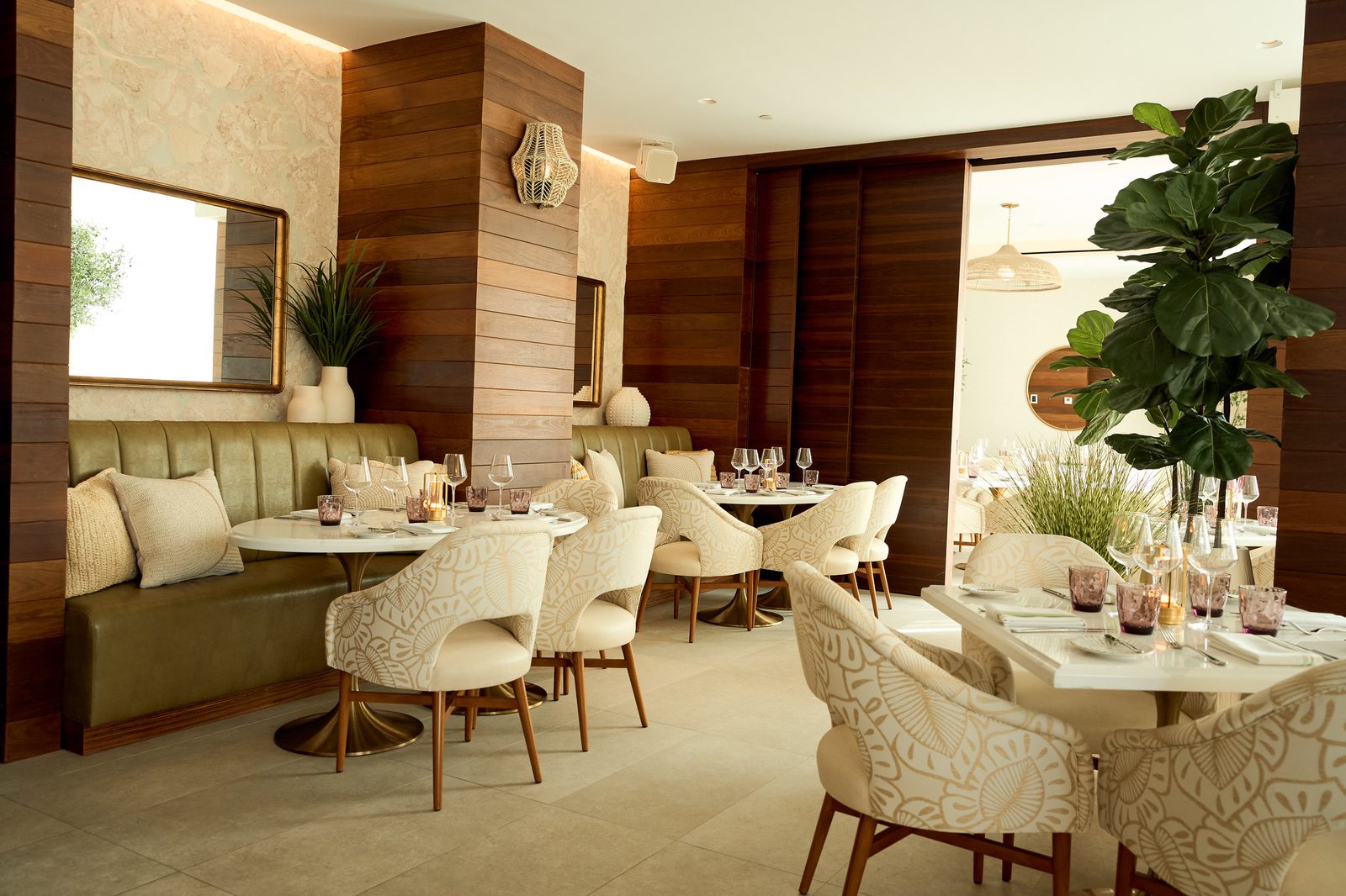 Island dining